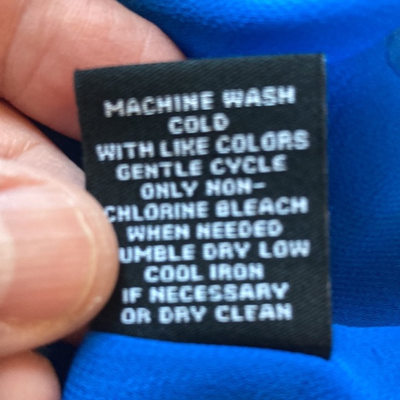 Blue top - Picture 6 of 6